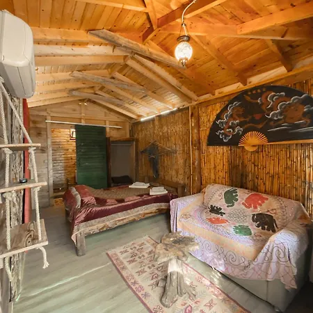 11-11shambala Guest house