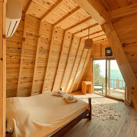 Guest house 11-11shambala