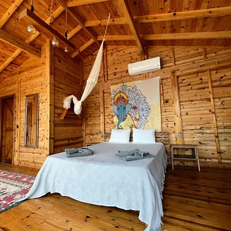 11-11shambala Πανσιόν Φετιγιέ